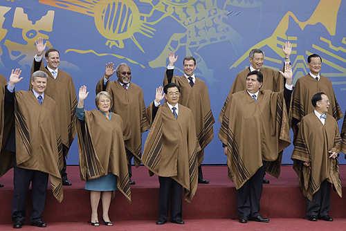最炫民族風(fēng)：APEC晚宴上的領(lǐng)導人服裝大盤(pán)點(diǎn)